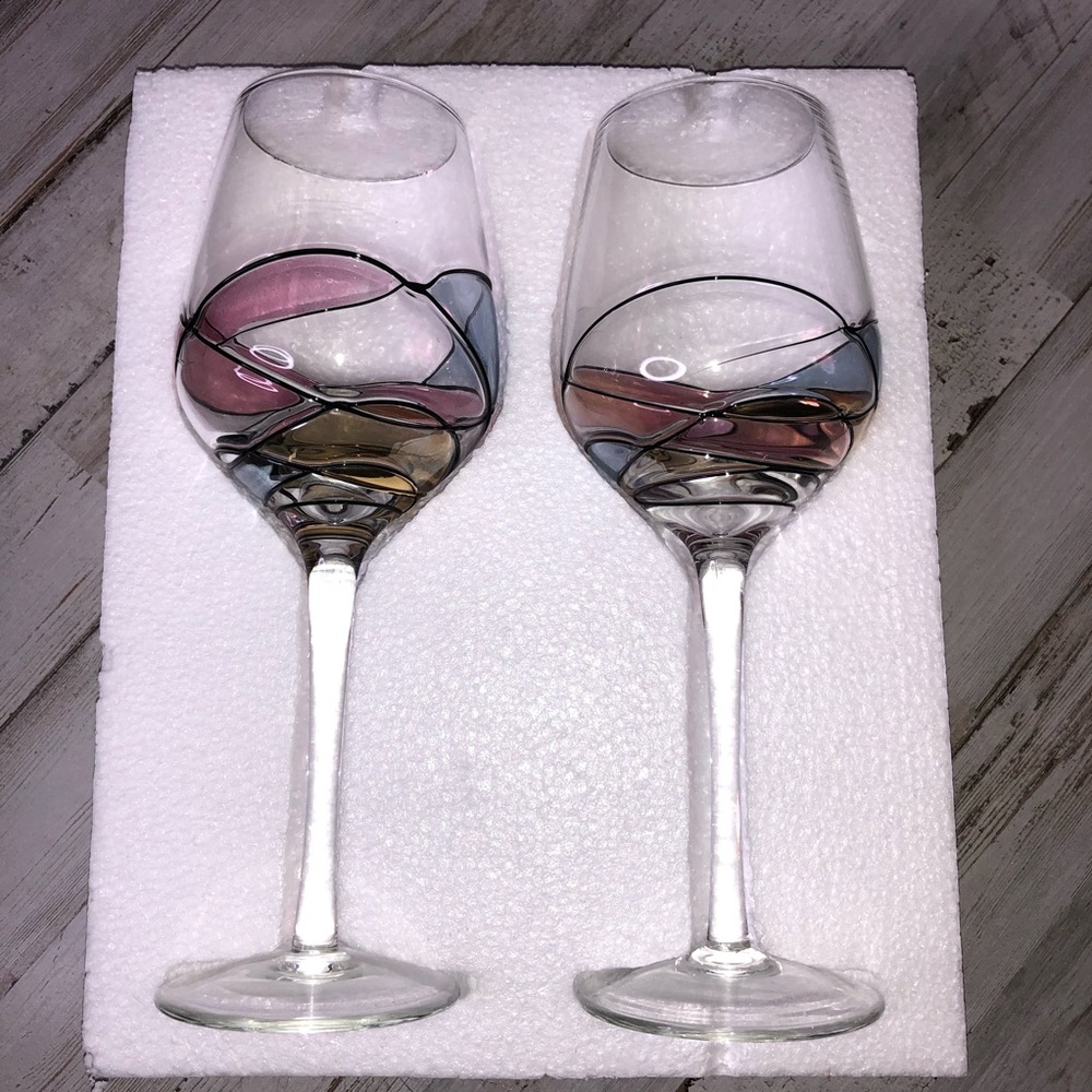 Hand Painted 15oz Wine Glass Set of 2 - Picture 6 of 8
